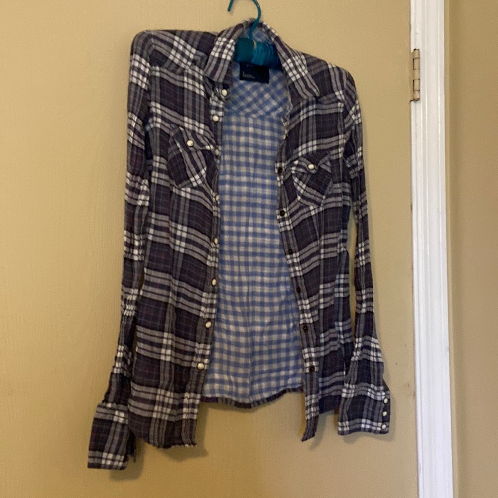 Size 2 AE plaid shirt